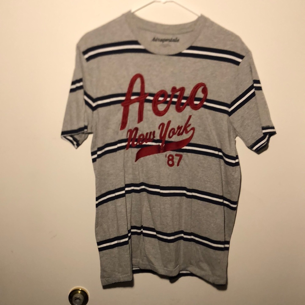 Aéropostale Grey T-Shirt